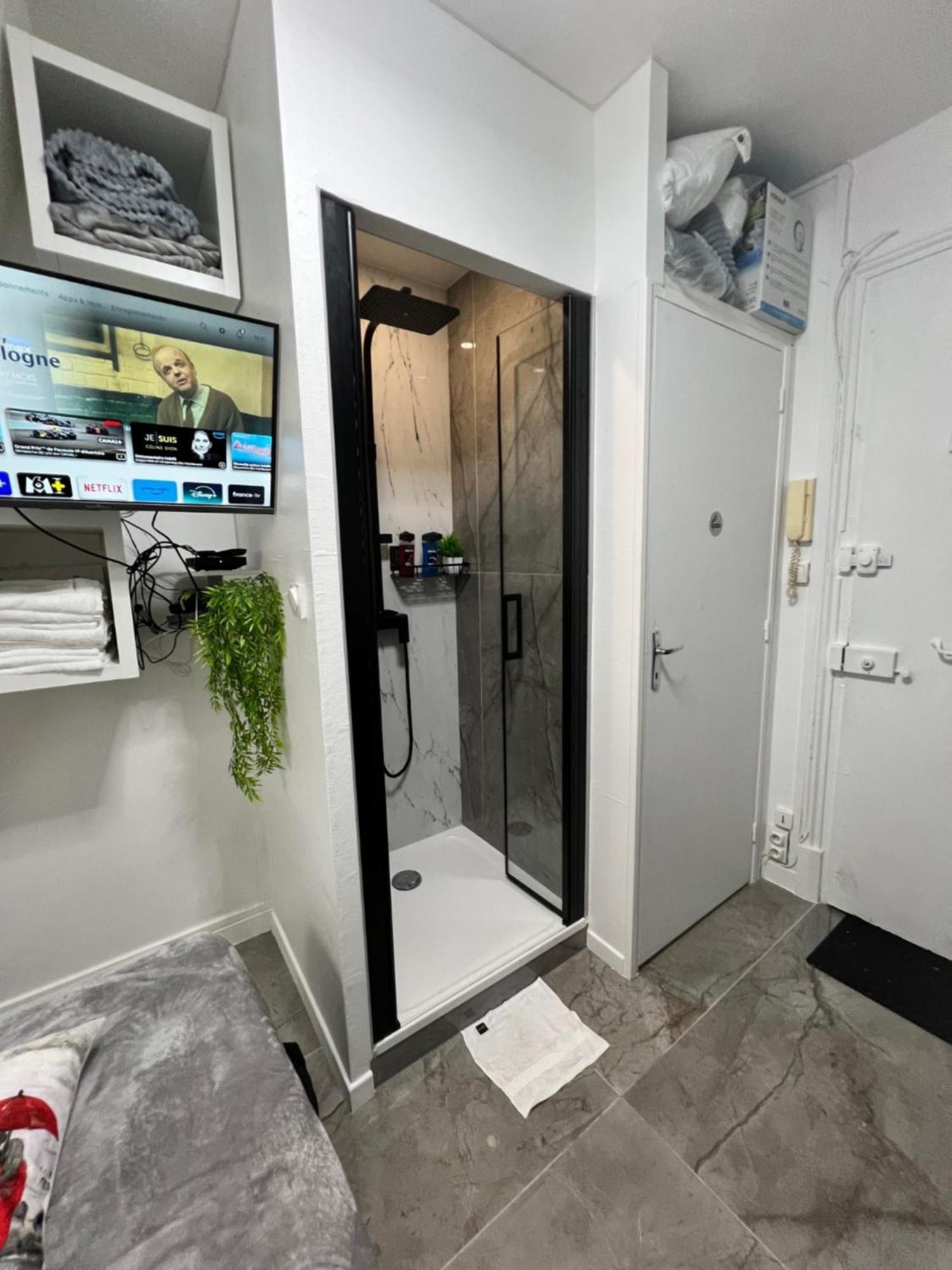 Paris Bastille Bercy Gare De Lyon Chambre Climatisee 9M2 Ideal 1 Pers ,Max 2 Pers Exterior foto